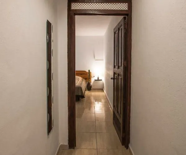 B Ensuite Con Zona De Patio * Арресифе